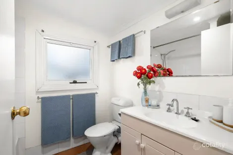 Property photo of 42 Hutton Street Kyneton VIC 3444