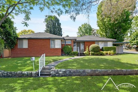 Property photo of 2 Flinders Avenue Camden South NSW 2570