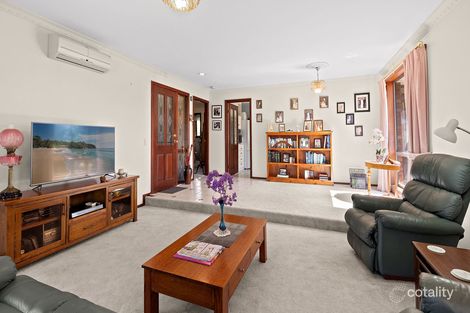Property photo of 3 Redford Drive Wendouree VIC 3355