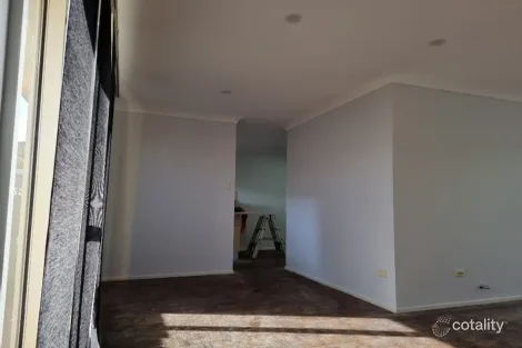 Property photo of 30 Conroy Crescent Kariong NSW 2250