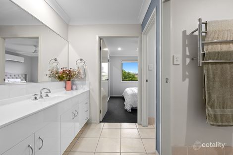 Property photo of 54 Elmwood Circuit Springfield Lakes QLD 4300