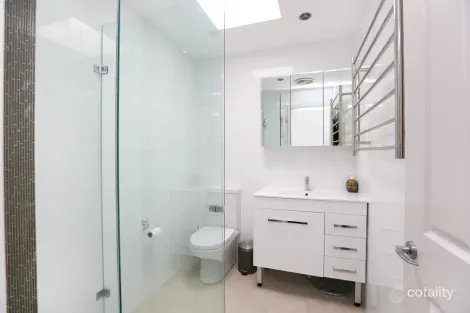 Property photo of 9/36 Clarence Avenue Dee Why NSW 2099