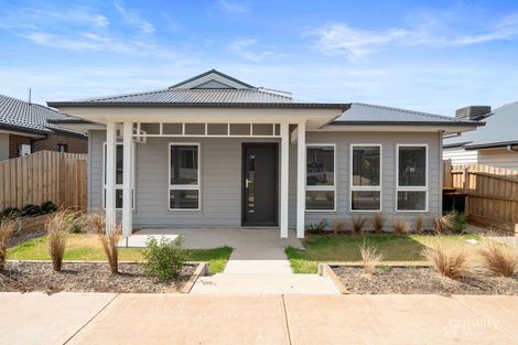 8 Mitiamo St, Eynesbury, VIC 3338