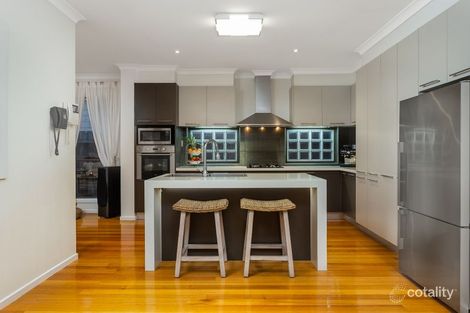 Property photo of 10 Rowson Court Altona Meadows VIC 3028