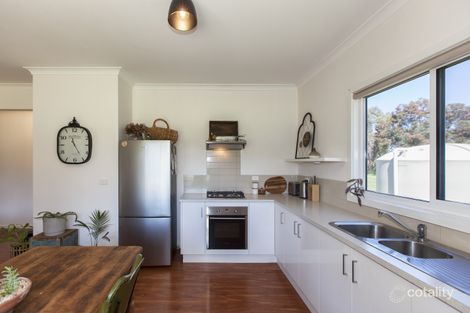 Property photo of 33A Ethels Court Amphitheatre VIC 3468