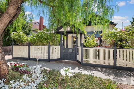 16 Junction St, Newport, VIC 3015