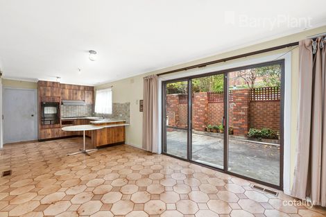 Property photo of 13 Hill View Court Bundoora VIC 3083