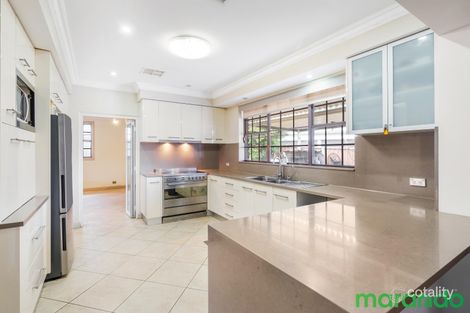 Property photo of 9 Lemon Close Prairiewood NSW 2176