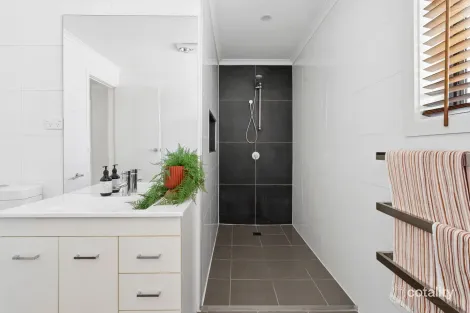 Property photo of 6 Keysor Place Gowrie ACT 2904