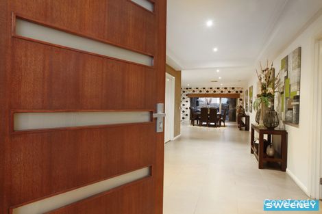 Property photo of 22 Langbourne Way Burnside Heights VIC 3023