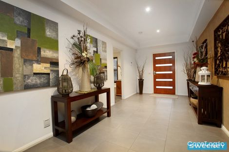 Property photo of 22 Langbourne Way Burnside Heights VIC 3023