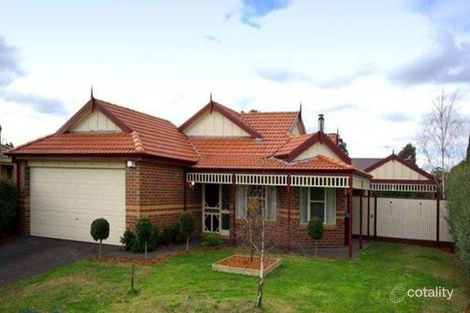 22 Hasluck Cres, Lynbrook, VIC 3975