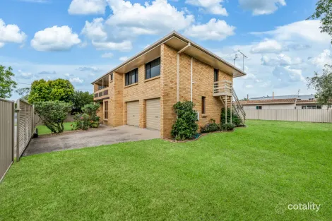 4 Wentworth Pde, Golden Beach, QLD 4551