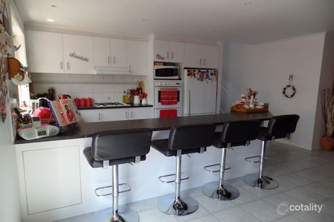 Property photo of 27 Lexton Drive Langwarrin VIC 3910