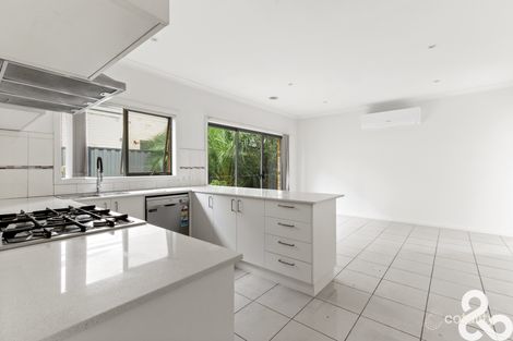 Property photo of 14/11 Katsura Retreat Roxburgh Park VIC 3064