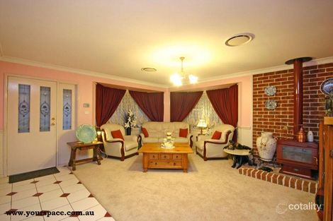 Property photo of 19 Salignus Place Narellan Vale NSW 2567