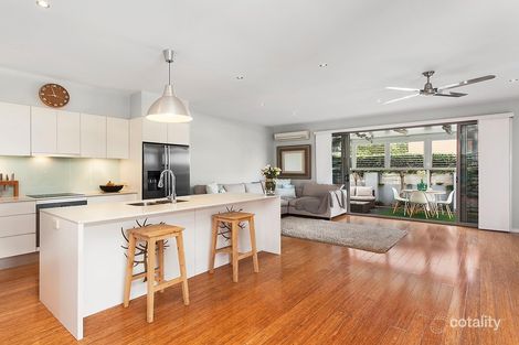 1/43 Whiting St, Labrador, QLD 4215