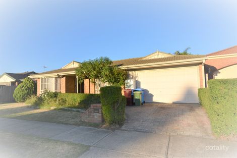 105 Lawless Dr, Cranbourne North, VIC 3977