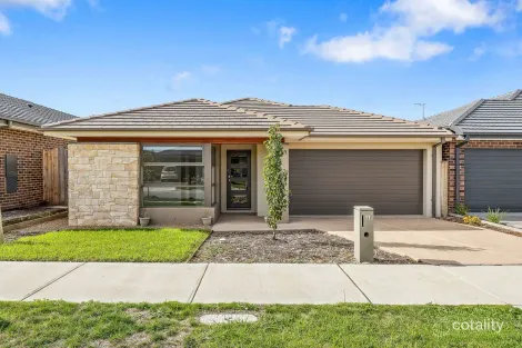 11 Matchett Dr, Clyde, VIC 3978