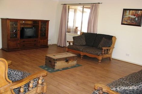 Property photo of 3 Keith Payne Court Loxton SA 5333