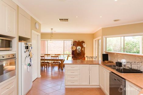 Property photo of 2 Agnew Court Horsham VIC 3400