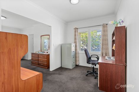 Property photo of 8 Breynia Link Halls Head WA 6210