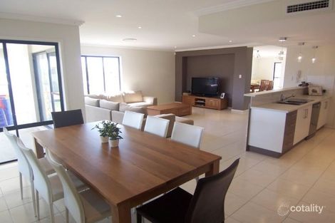 Property photo of 11 Cerbaia Close Bridgeman Downs QLD 4035