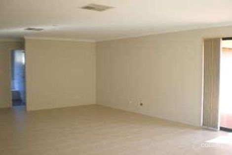 Property photo of 19 Honeydew Bend Byford WA 6122