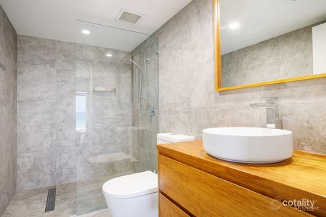 Property photo of 99/8 Admiralty Drive Surfers Paradise QLD 4217