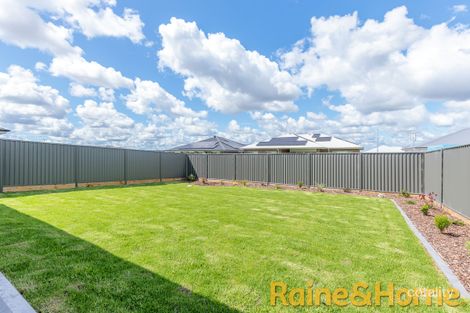 Property photo of 10 Briny Court Dubbo NSW 2830