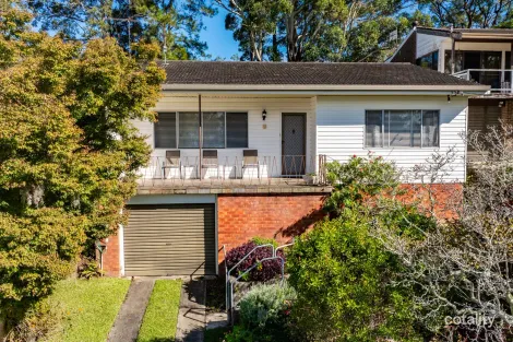Property photo of 8 Kenmare Avenue Berkeley Vale NSW 2261