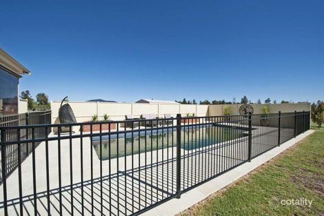 Property photo of 10 Hocking Drive Swan Hill VIC 3585