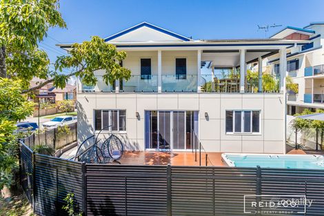 Property photo of 20 Landsborough Avenue Scarborough QLD 4020