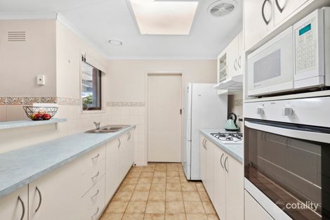 Property photo of 8 Sirius Court St Albans Park VIC 3219