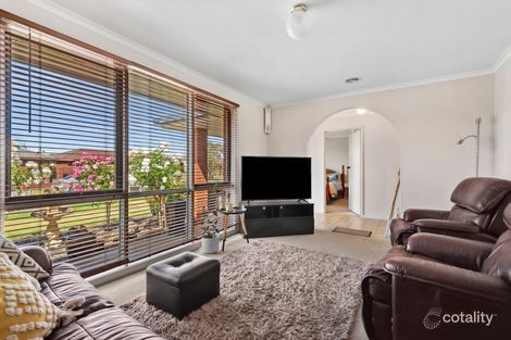 Property photo of 8 Sirius Court St Albans Park VIC 3219