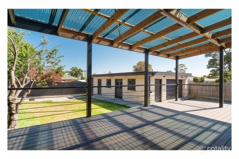 Property photo of 76 Brunning Crescent Frankston North VIC 3200