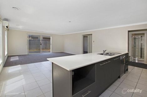 Property photo of 40 Tyler Crescent Tarneit VIC 3029
