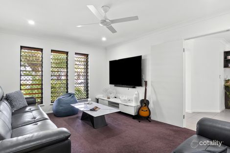 Property photo of 6 Icefire Quay Trinity Park QLD 4879