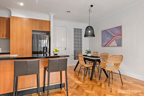 Property photo of 2/28 Clairmont Avenue Bentleigh VIC 3204