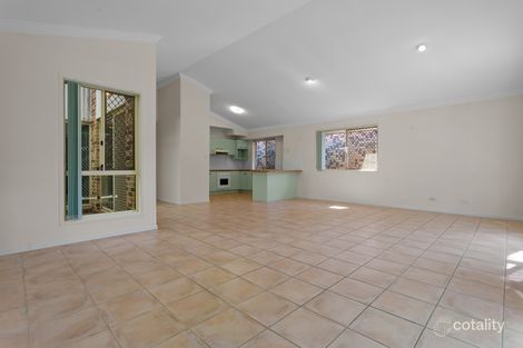 Property photo of 17 Toomba Place Forest Lake QLD 4078