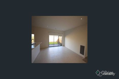 Property photo of 8 Sunflower Circuit Carrum Downs VIC 3201