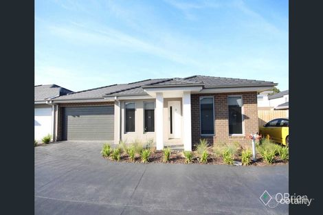 Property photo of 8 Sunflower Circuit Carrum Downs VIC 3201