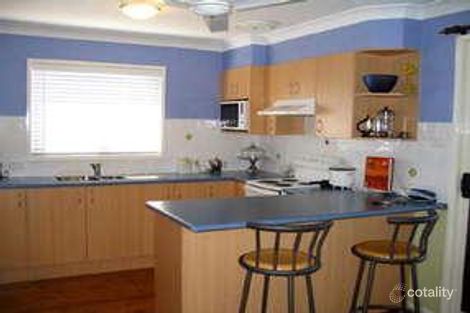 Property photo of 33 Cornwall Avenue Gorokan NSW 2263