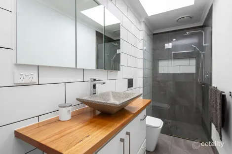 Property photo of 2/161-162 Nepean Highway Seaford VIC 3198