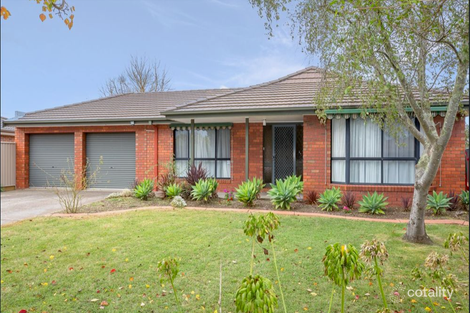 2 Brompton Pl, Alfredton, VIC 3350