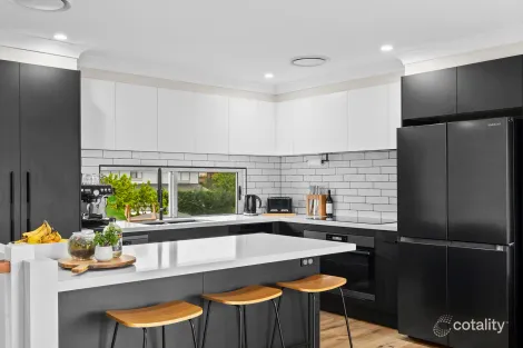 Property photo of 6 Mawson Place Pitt Town NSW 2756