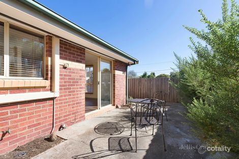 Property photo of 2/28 Davidson Street Bellfield VIC 3081