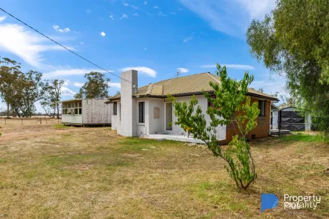 128 Vernon St, Korong Vale, VIC 3520