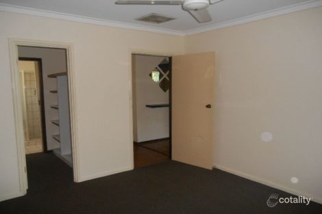 Property photo of 4 Christie Court Wanneroo WA 6065