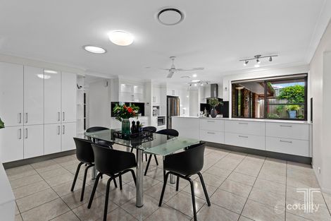 Property photo of 149 Meadowlands Road Carindale QLD 4152